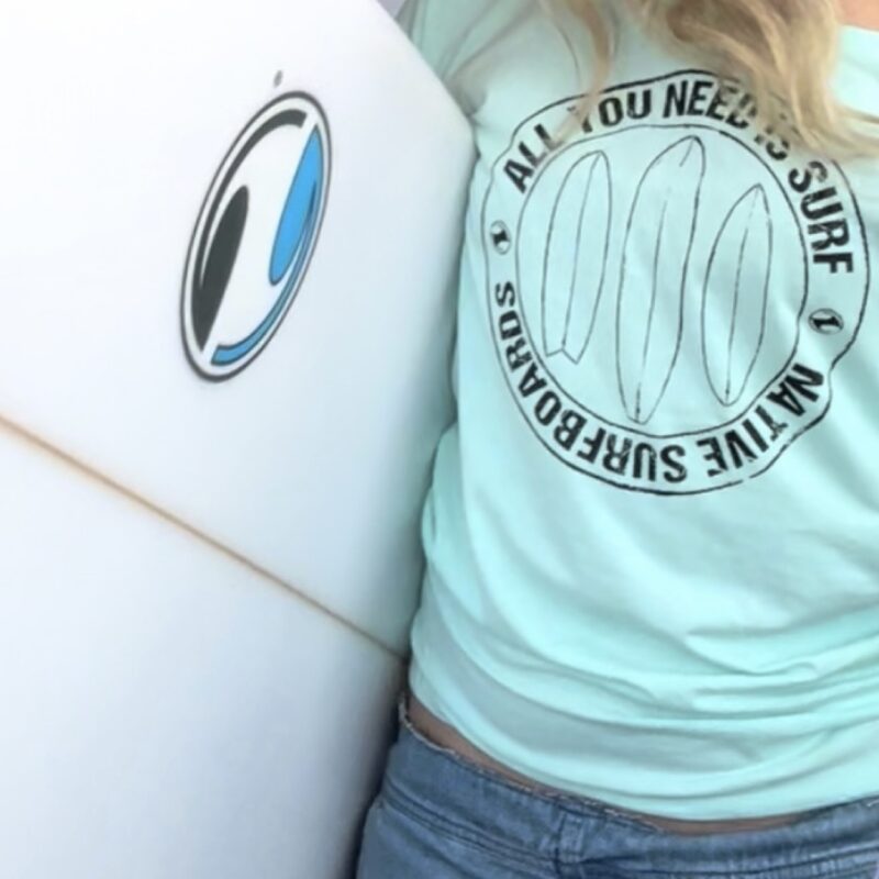 Camiseta mujer need surf